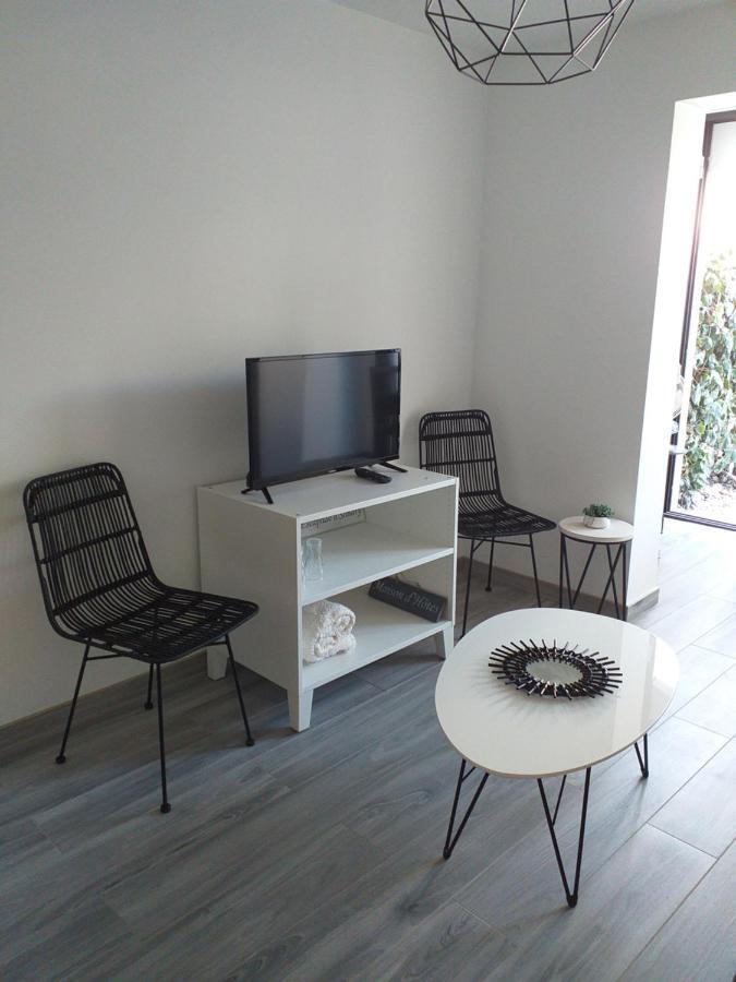 Joli studio res au calme en rez de jardin à Bandol. Exterior foto